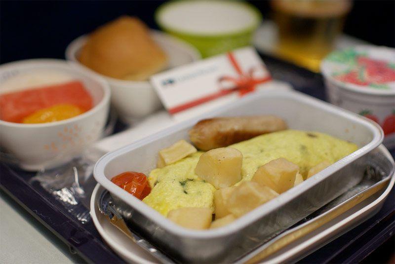 Menú a bordo de un avión